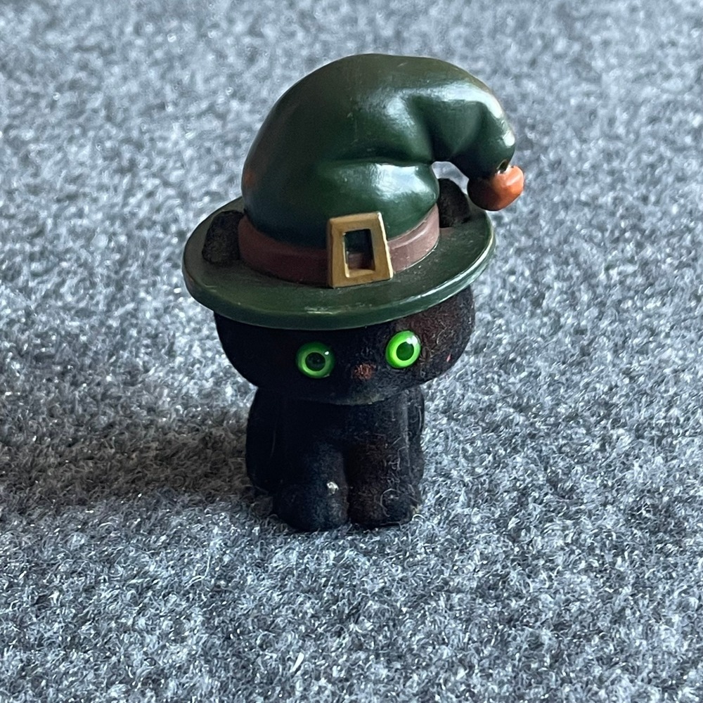 Hallmark Vintage Black Cat Witch Hat Flocked Miniature Figurine Green Eyes